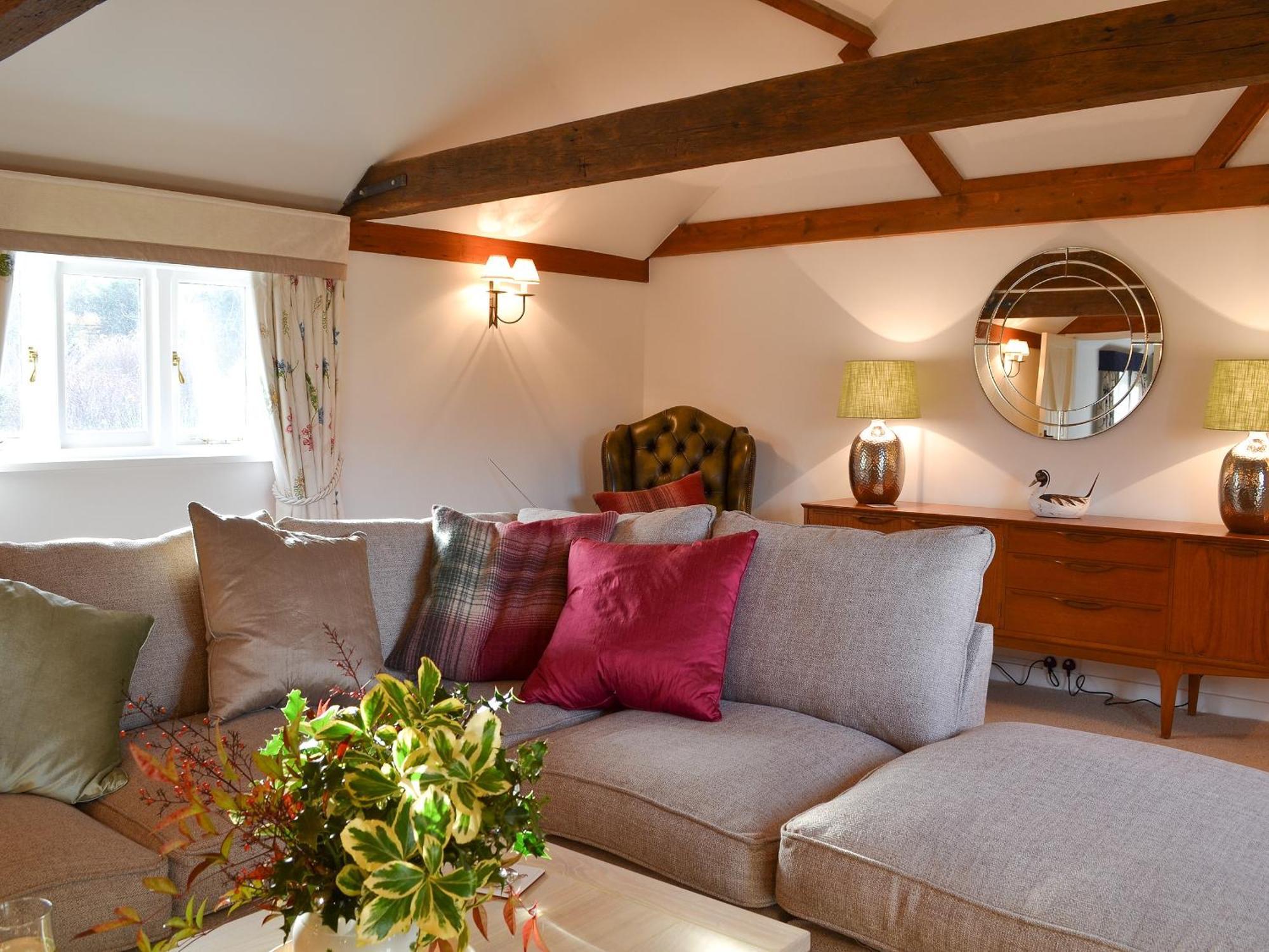 Maplehurst Barn Stables Staplehurst Екстер'єр фото
