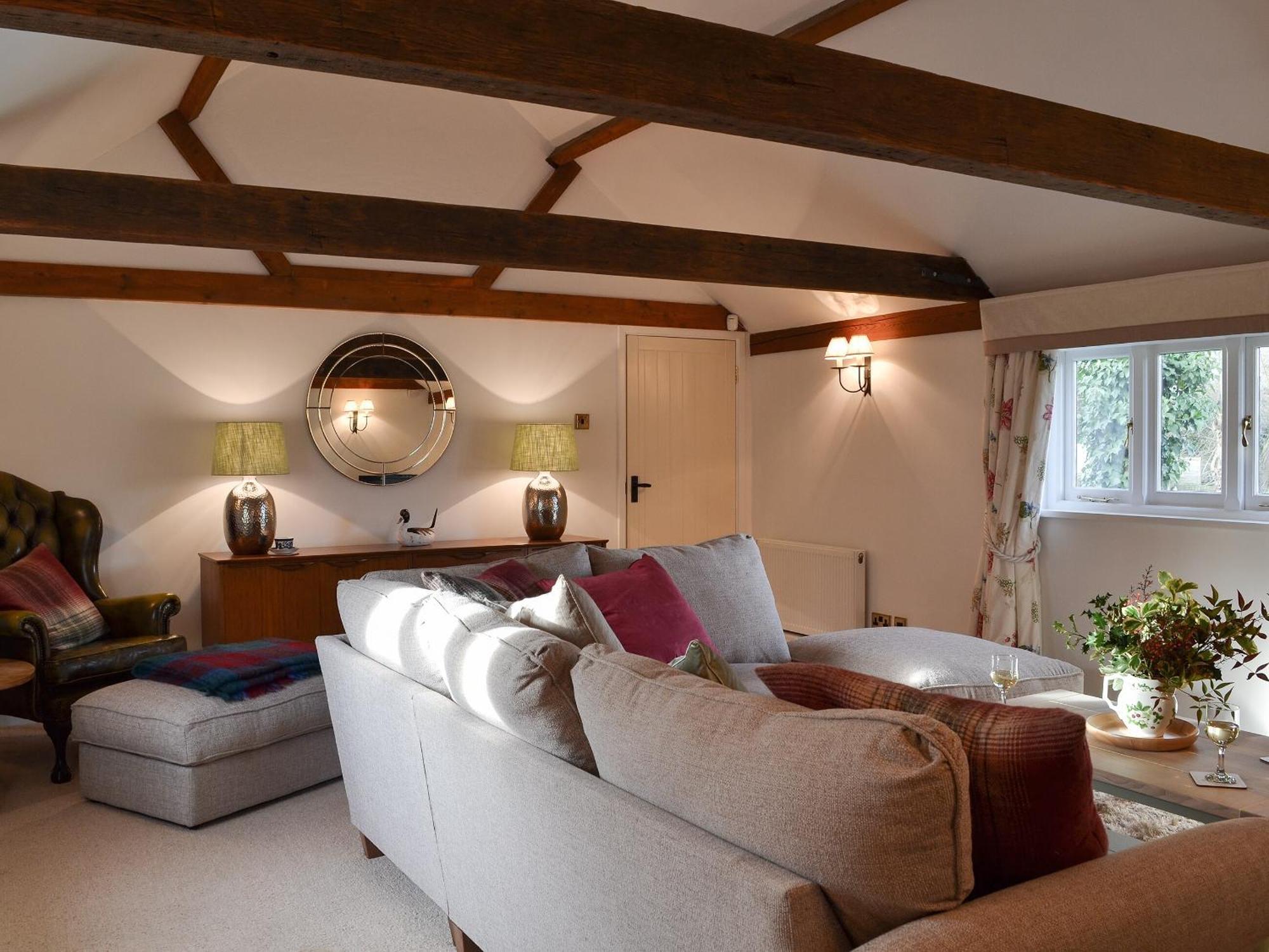 Maplehurst Barn Stables Staplehurst Екстер'єр фото